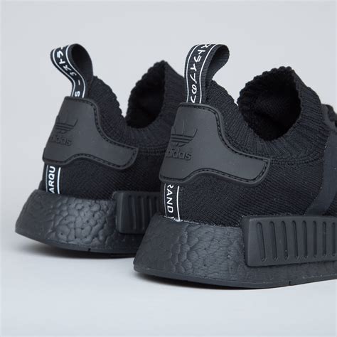 Adidas nmd shoes black